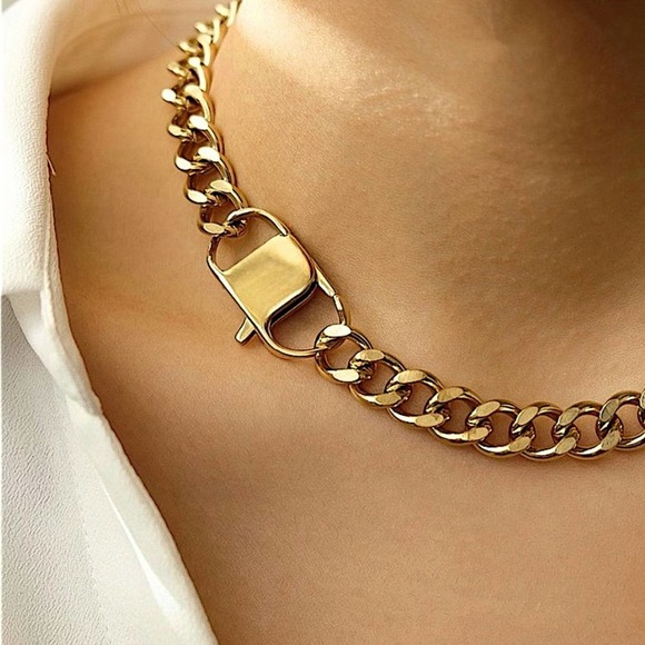 Chain Link Gold Plated Cuban Choker - Picture 3 of 10
